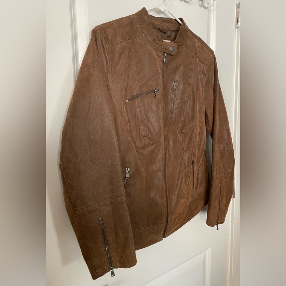 Levi’s Genuine Leather jacket Size 1X- perfect condition!